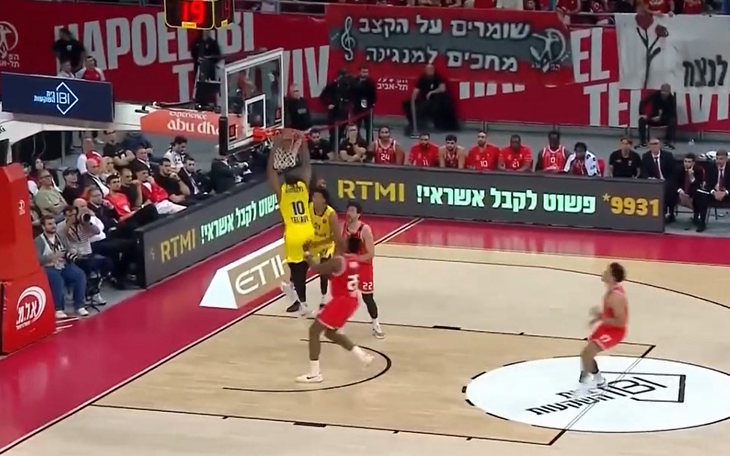 Maccabi Tel Aviv thắng trận derby Israel ở giải bóng rổ Euroleague