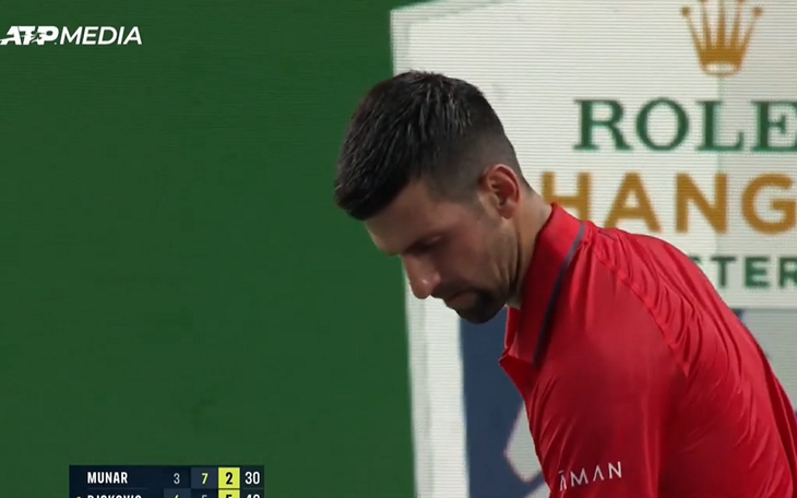 Novak Djokovic trở thành tay vợt lớn tuổi nhất vào tứ kết giải Masters 1000