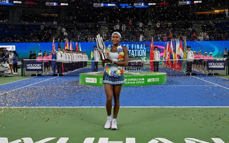 Coco Gauff lần đầu vô địch giải WTA 1000 Vũ Hán