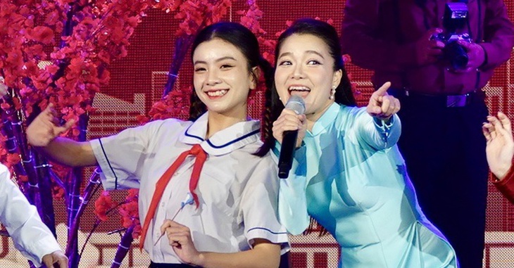 Tưng bừng khai mạc Những ngày Văn học - Nghệ thuật TP.HCM