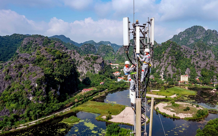 Viettel lần đầu công bố Báo cáo Phát triển Bền vững - Dấu mốc hướng tới tương lai xanh trong kỷ nguyên số