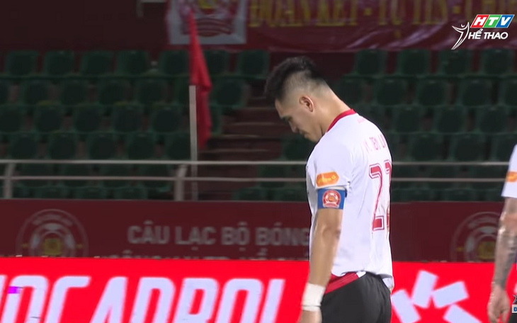 CLB Công an TP. Hồ Chí Minh thua ngược trước đội đầu bảng Ninh Bình