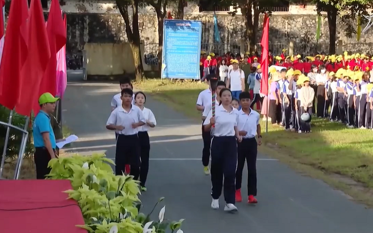 Đặc khu Côn Đảo tưng bừng khai mạc Đại hội Thể dục thể thao lần thứ I