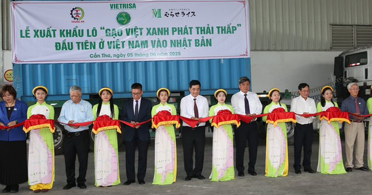 Hơn 70.000 tấn “Gạo Việt xanh, phát thải thấp” được cấp nhãn hiệu: Bước tiến mới của gạo Việt