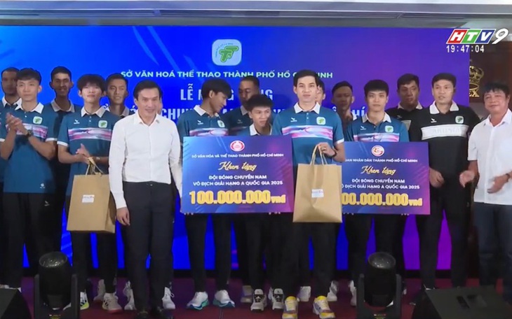 Lễ mừng công đội tuyển bóng chuyền nam TP. Hồ Chí Minh 