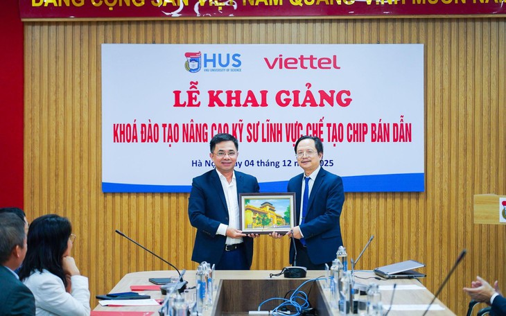 Viettel khởi động đào tạo kỹ sư, đặt nền móng cho nhà máy bán dẫn đầu tiên của Việt Nam