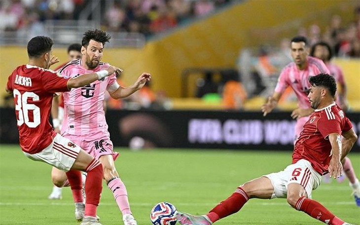 FIFA Club World Cup khởi tranh
