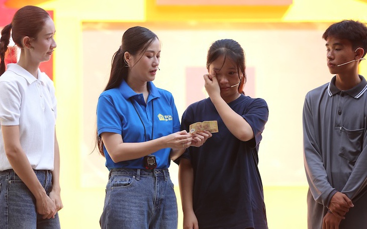 Tờ tiền 10.000 đồng: Kỷ vật cuối cùng mẹ để lại cho em