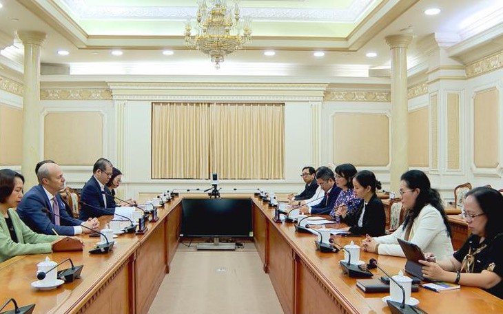 TP.HCM tăng cường hợp tác giáo dục với RMIT, hướng tới phát triển bền vững