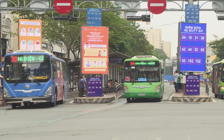 TP.HCM: Vinh danh lực lượng xe buýt, thúc đẩy chuyển đổi số ngành giao thông