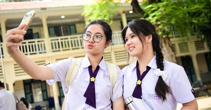 Đề thi môn Toán thi tốt nghiệp THPT năm 2025