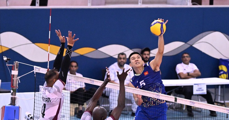 Thể lực cạn kiệt, đội tuyển Việt Nam thua sát nút Indonesia ở bóng chuyền SEA V.League