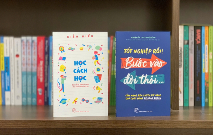 Bộ sách mùa tựu trường đồng hành cùng bạn trẻ