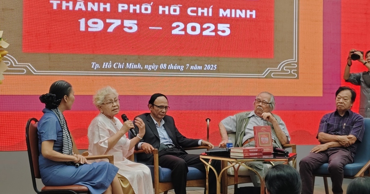 Sân khấu cải lương TP.HCM - Nhìn lại nửa thế kỷ để tiến về phía trước