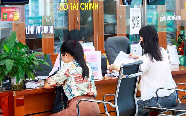 Bố trí cán bộ, công chức hỗ trợ người dân thực hiện dịch vụ công trực tuyến