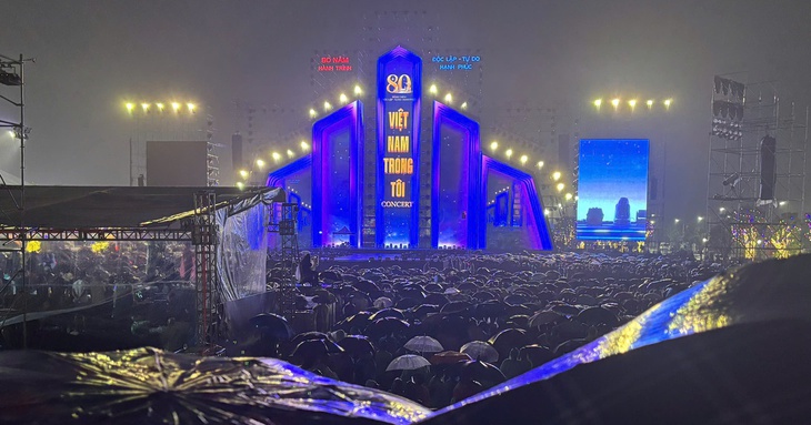 4,2 tỉ đồng từ concert 'Việt Nam trong tôi' gửi đến bà con vùng lũ