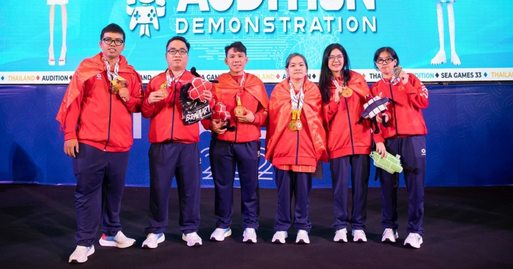 Thể thao điện tử Việt Nam vinh danh nhiều tuyển thủ, huấn luyện viên