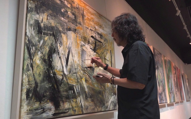 Triển lãm của họa sĩ Trần Hải Minh và Trần Lưu Mỹ: Mỗi bức tranh một tâm cảnh