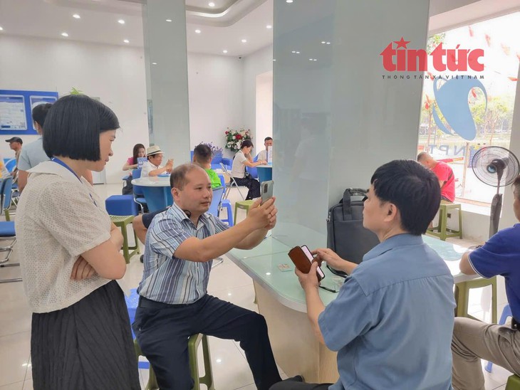 Số thuê bao đã được xác thực thông tin có cần xác nhận trên VNeID?