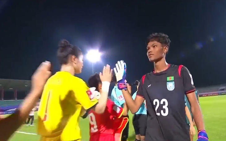 Thắng U20 Banlgadesh, U20 nữ Việt Nam nuôi hy vọng vào tứ kết