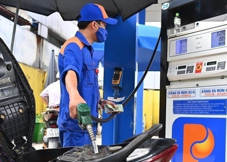 Kéo dài giảm thuế nhập khẩu xăng, dầu đến hết ngày 30/6/2026