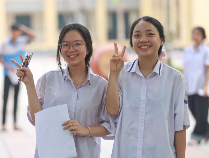 Không còn mưa điểm giỏi, dự đoán điểm chuẩn trường top đầu giảm từ 1 đến 3 điểm