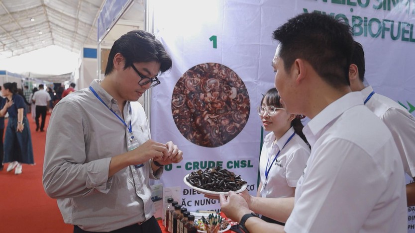 Tỉnh Đồng Nai thúc đẩy chuyển đổi số mạnh mẽ nhân Ngày chuyển đổi số Quốc gia 10/10 - Ảnh 2.