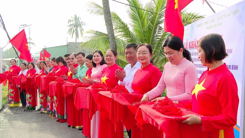Phường Tam Bình: Niềm vui của người dân khi các con hẻm "thay áo" mới - Ảnh 2.