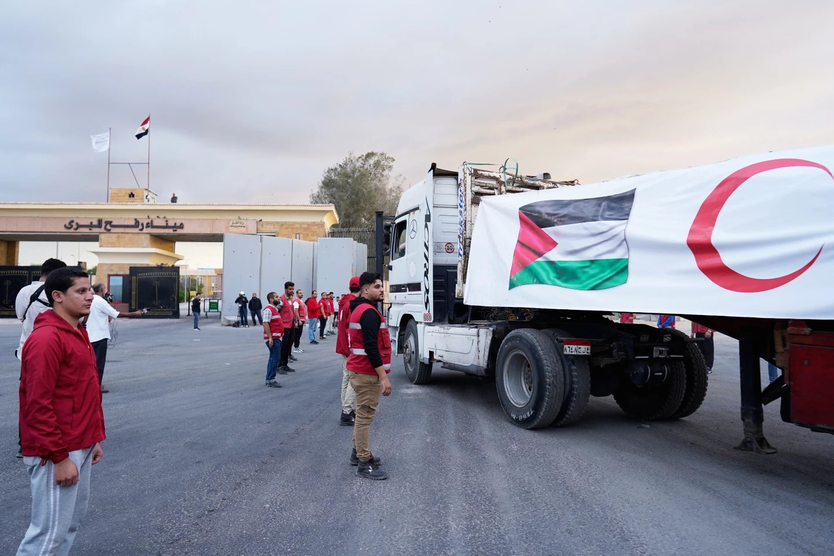 Ngày 12/10: Viện trợ bắt đầu gia tăng vào Gaza- Ảnh 1.
