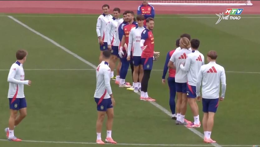 Tuyển Bồ Đào Nha, Tây Ban Nha quyết tâm sớm giành vé dự World Cup - Ảnh 3.