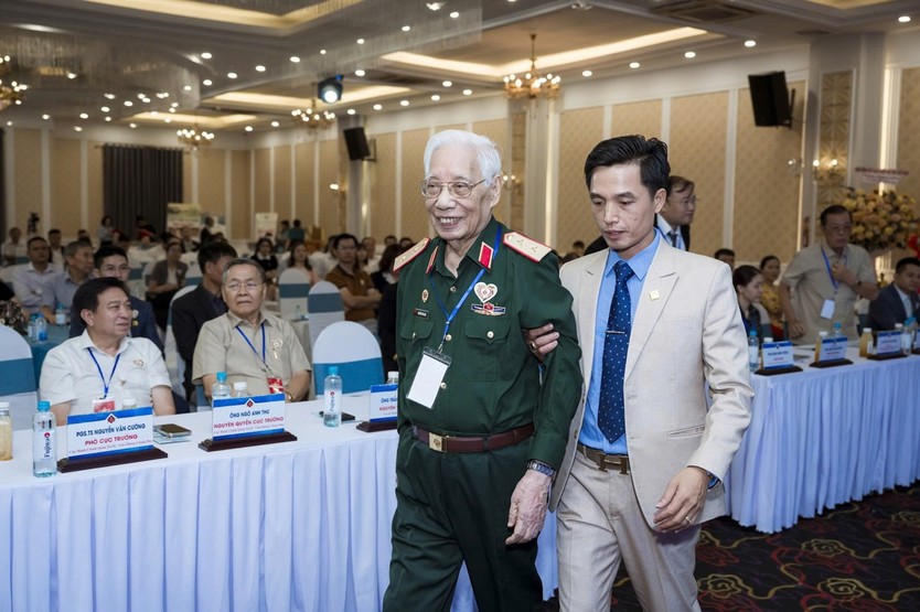 Hội doanh nhân Thái Bình miền Nam ra mắt "Quỹ trái tim Thái Bình" - Hơn 200 xe đạp đã được tiếp nhận - Ảnh 3.