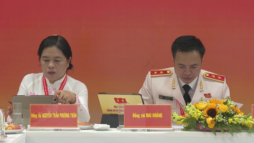 Đại hội Đại biểu Đảng bộ TP. Hồ Chí Minh lần I: Các Đại biểu thảo luận tại tổ, góp ý dự thảo văn kiện - Ảnh 7.