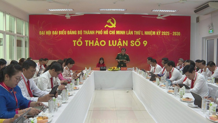 Đại hội Đại biểu Đảng bộ TP. Hồ Chí Minh lần I: Các Đại biểu thảo luận tại tổ, góp ý dự thảo văn kiện - Ảnh 3.