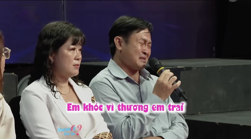 Anh trai bật khóc vì thương em hiếu thảo - Ảnh 7.