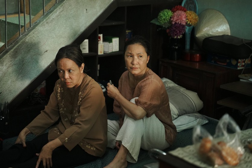 Phim ''Cục vàng của ngoại'' gây ''sát thương'' mắt người xem!- Ảnh 4.