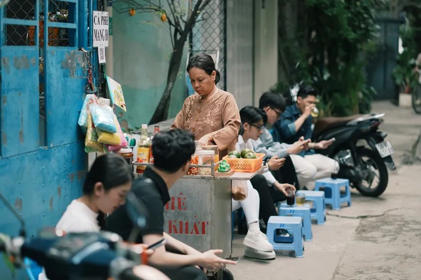 Phim ''Cục vàng của ngoại'' gây ''sát thương'' mắt người xem!- Ảnh 3.