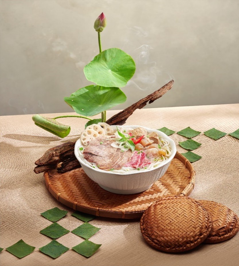 Phở Sen SASCO: Tinh hoa ẩm thực Việt xuất ngoại, chinh phục Singapore- Ảnh 2.
