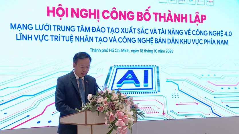 TP. HỒ CHÍ MINH THÀNH LẬP HAI MẠNG LƯỚI ĐÀO TẠO XUẤT SẮC VỀ AI VÀ BÁN DẪN - Ảnh 2.