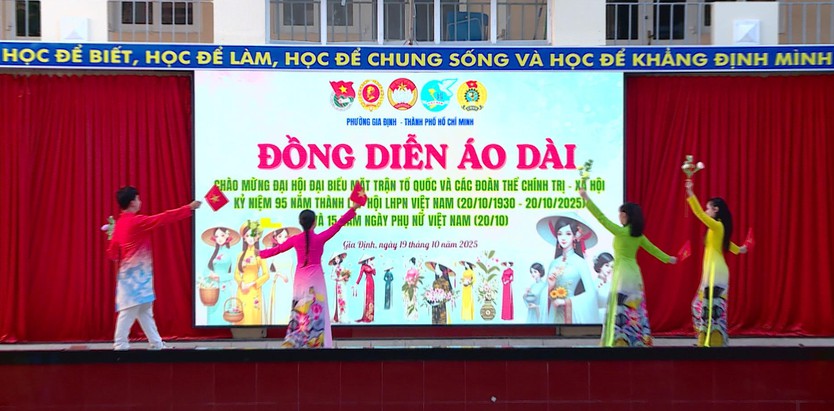 Duyên dáng áo dài Gia Định - Tôn vinh vẻ đẹp phụ nữ Việt Nam 20/11 - Ảnh 1.