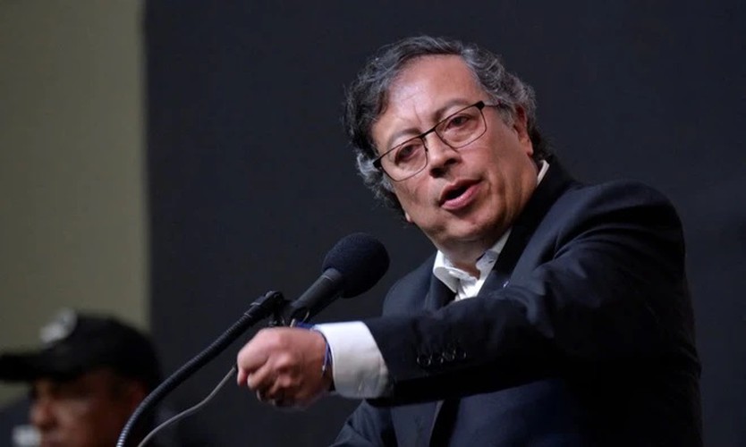 Tổng thống Colombia phản ứng trước cáo buộc của ông Trump - Ảnh 1.