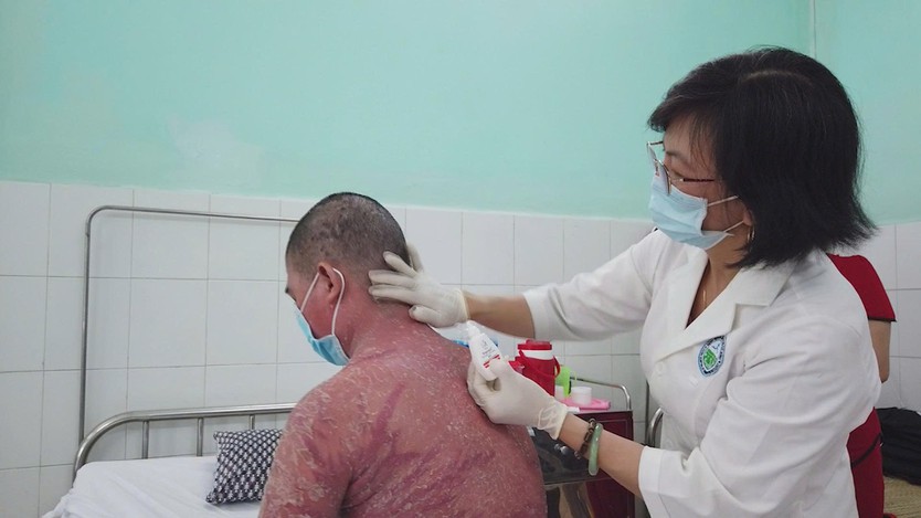 Hành trình nhân ái vì bệnh nhân vảy nến: Trao niềm tin, sẻ chia hy vọng - Ảnh 1.