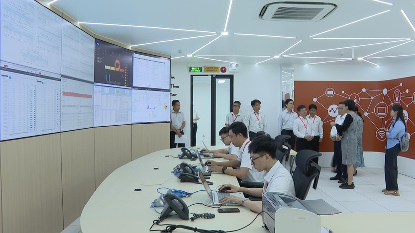 Lãnh đạo Thành phố khảo sát và làm việc tại Công viên phần mềm Quang Trung- Ảnh 2.