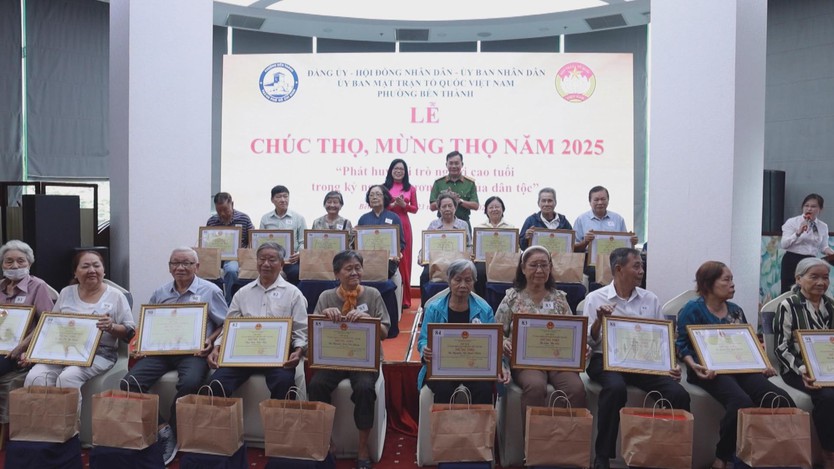 Phường Bến Thành tổ chức tri ân và mừng thọ người cao tuổi năm 2025- Ảnh 2.