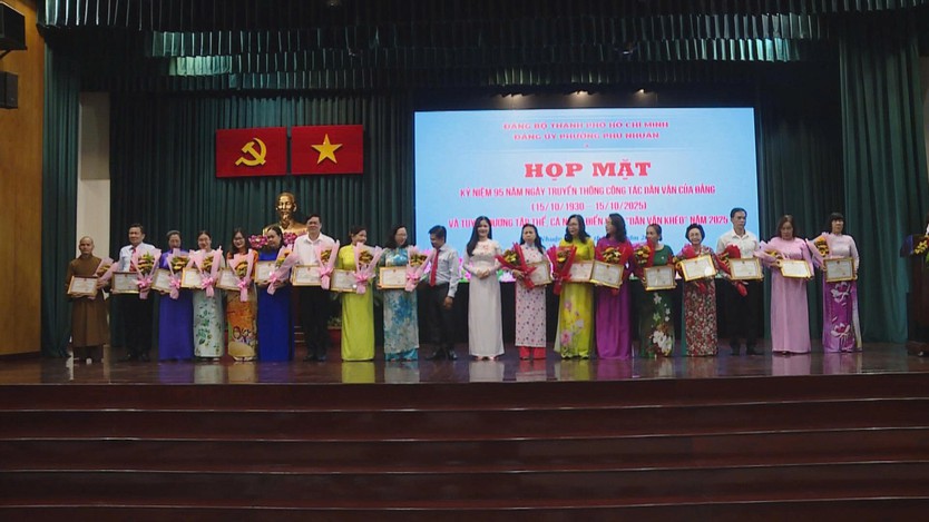 Phường Phú Nhuận tuyên dương điển hình “Dân vận khéo” năm 2025- Ảnh 3.