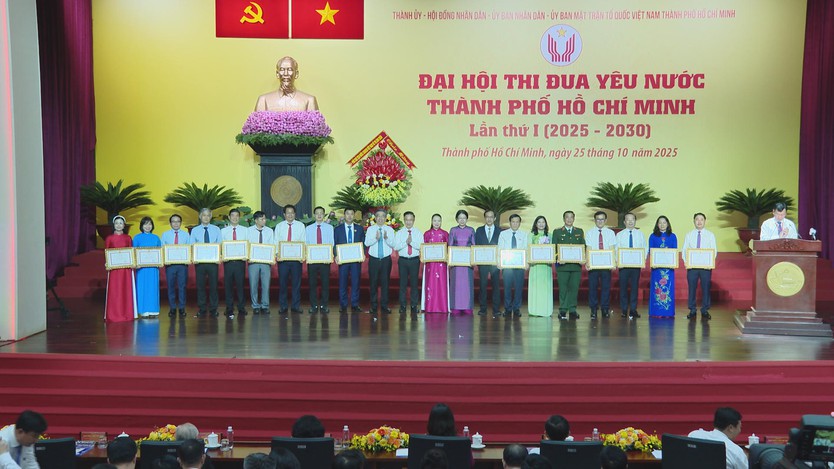 Phong trào thi đua yêu nước TP. Hồ Chí Minh: Bản sắc của một Thành phố nghĩa tình, năng động và sáng tạo - Ảnh 11.