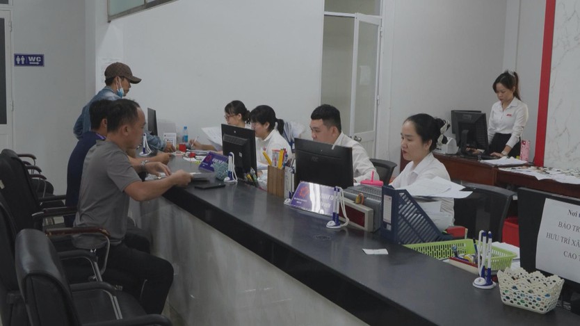 Thủ tục trực tuyến khi “điểm nghẽn vô hình” cản trở cải cách hành chính - Ảnh 4.