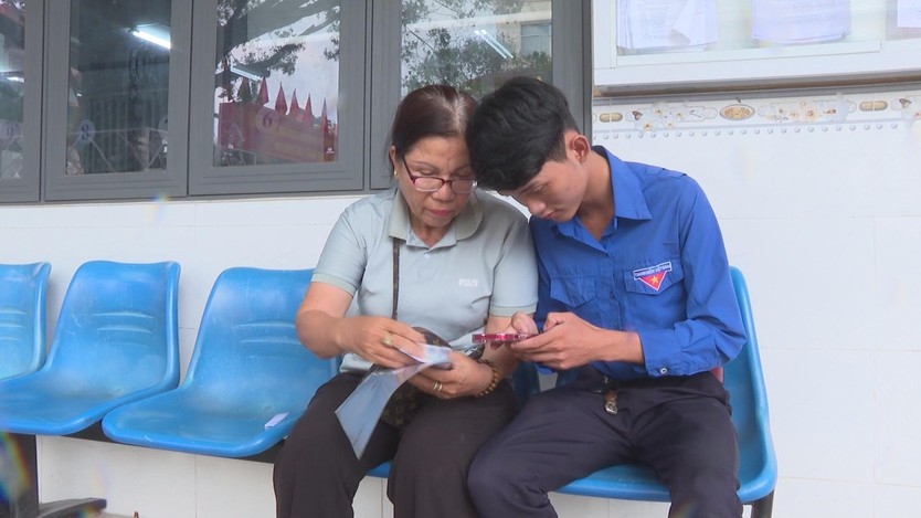 Rà soát, khắc phục khó khăn, vướng mắc trong thực hiện dịch vụ công trực tuyến  - Ảnh 3.