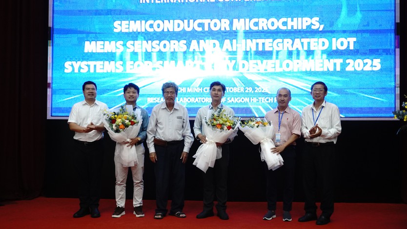 Thúc đẩy phát triển vi mạch, MEMS và AIoT cho thành phố thông minh - Ảnh 1.