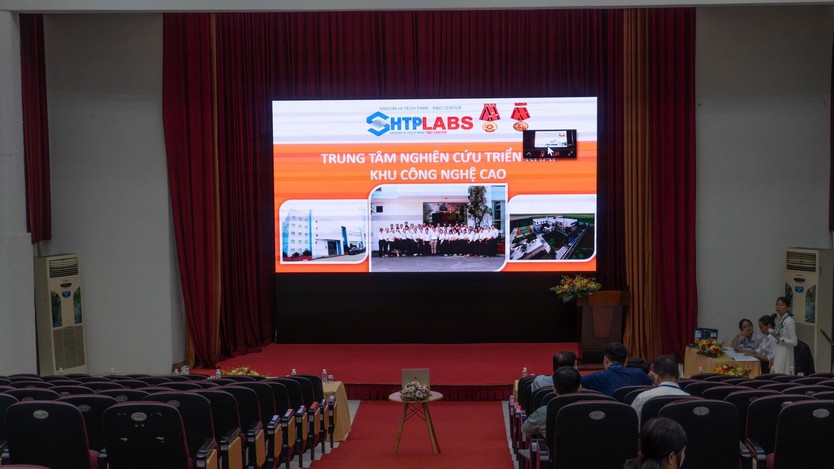 Hội thảo quốc tế về vi mạch bán dẫn, cảm biến MEMS và hệ thống AIoT hướng tới phát triển thành phố thông minh năm 2025 - Ảnh 4.