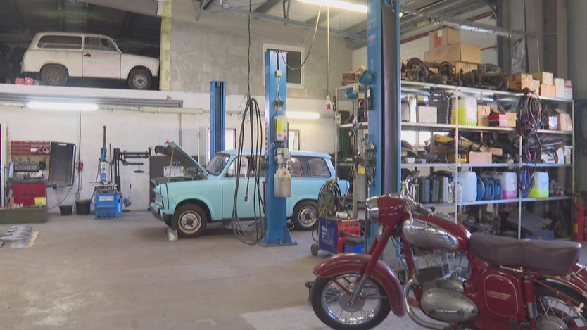 Xe Trabant – biểu tượng văn hóa thời Đông Đức  - Ảnh 2.